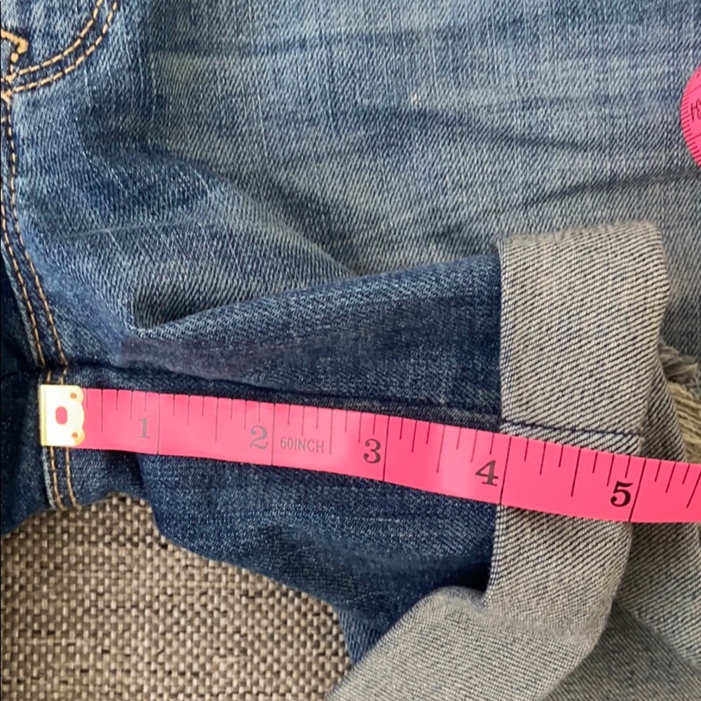 G by Guess Distressed Boyfriend Cuffed Shorts - Picture 10 of 10